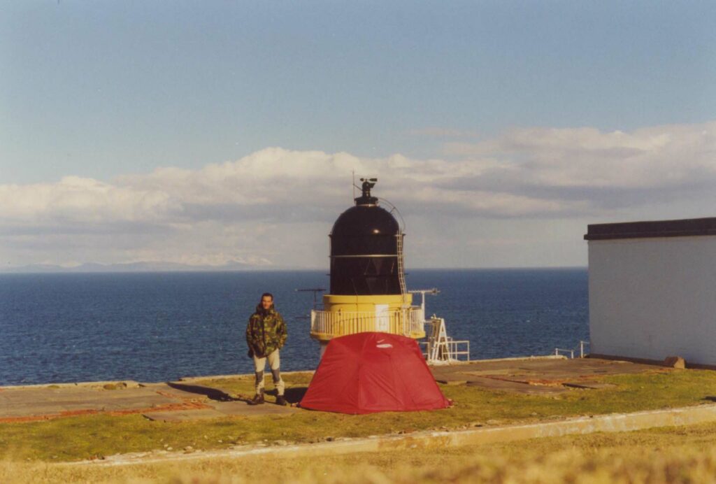 Aprile '99 faro sulle isole Ebridi